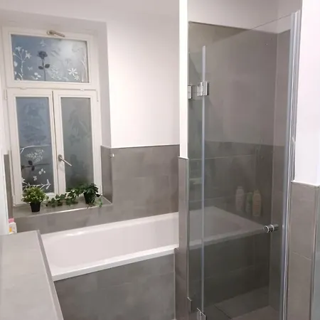 Chic Bei Zoo & Klinik Apartmán *