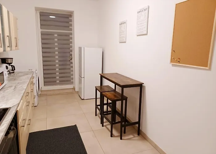 דירה Chic Bei Zoo & Klinik *