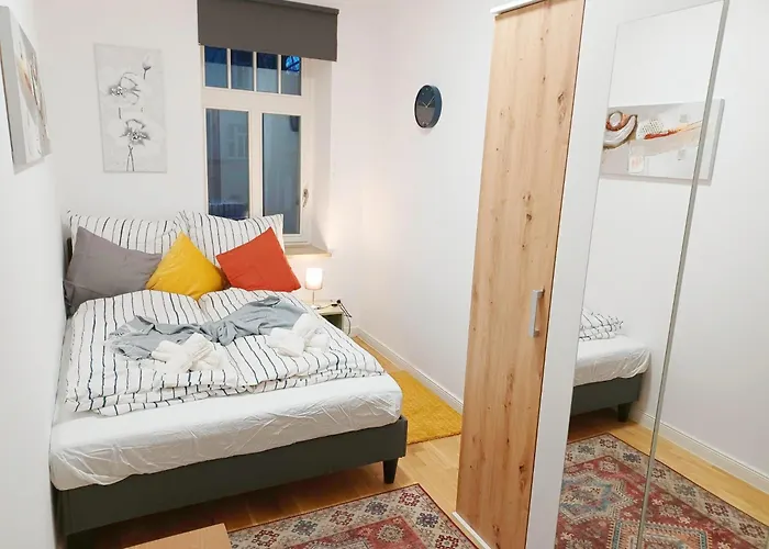 Chic Bei Zoo & Klinik Апартаменты *